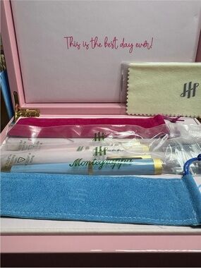 Montegrappa Barbie & Ken Limited Edition Fountain Pen Set 14K Gold Nib New